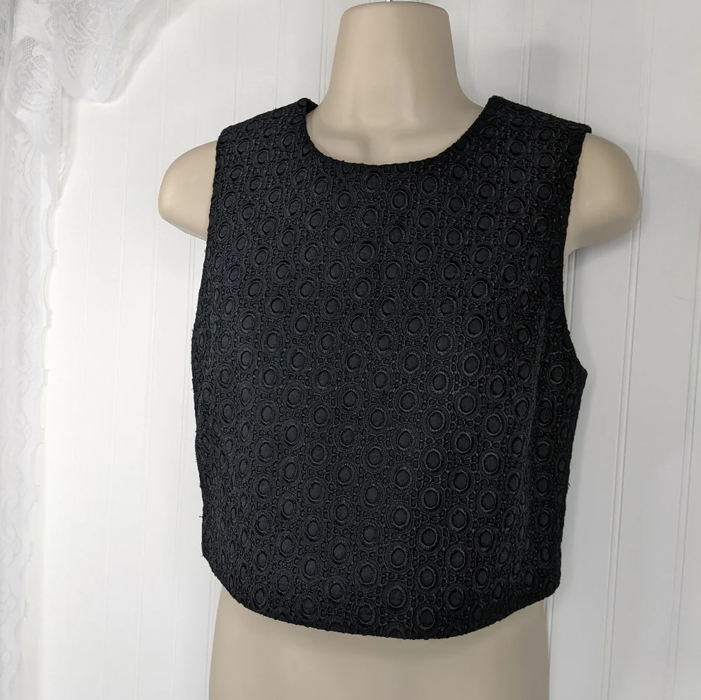 THEORY Yuranda Black Eyelet Tank Sz S - Picture 4 of 11